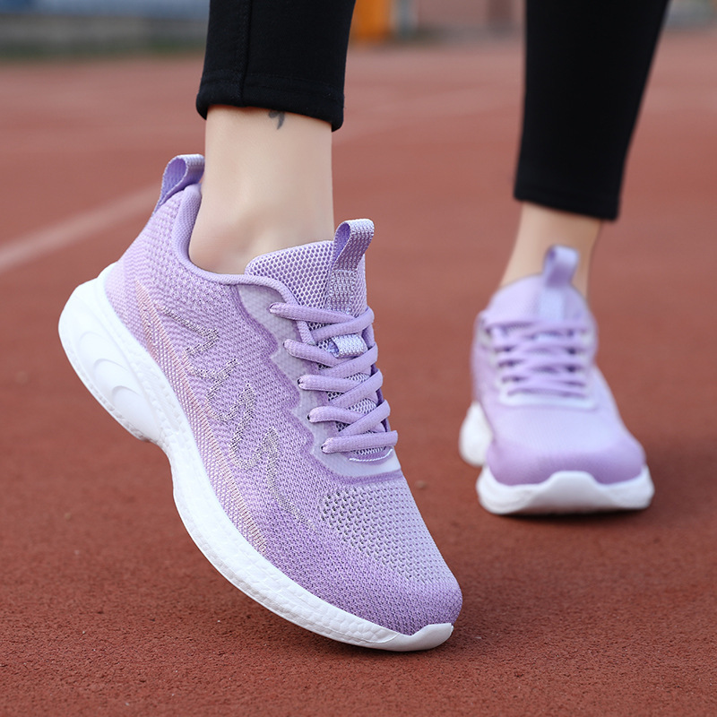 New Fly-knit Soft-soled, Breathable Student Shoes