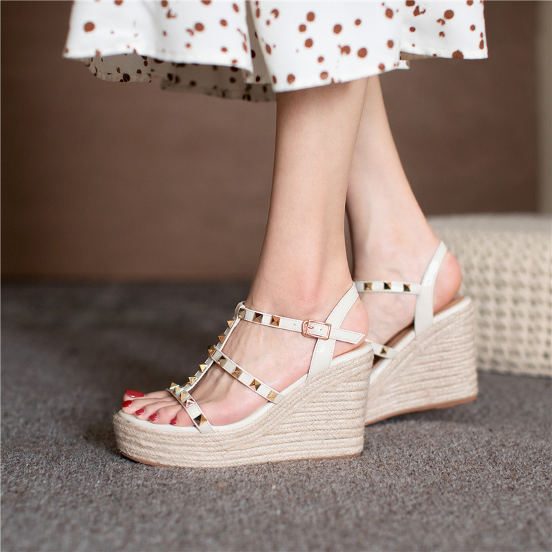 2025 Summer Fairy Style Straw Heeled Roman Sandals