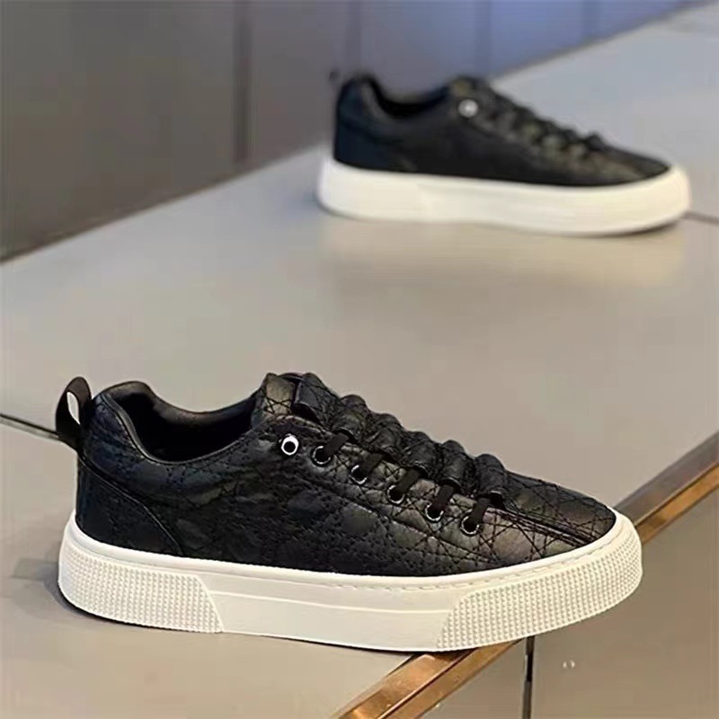 2025 Spring/Autumn Men's Trendy Black Low - top Sneakers