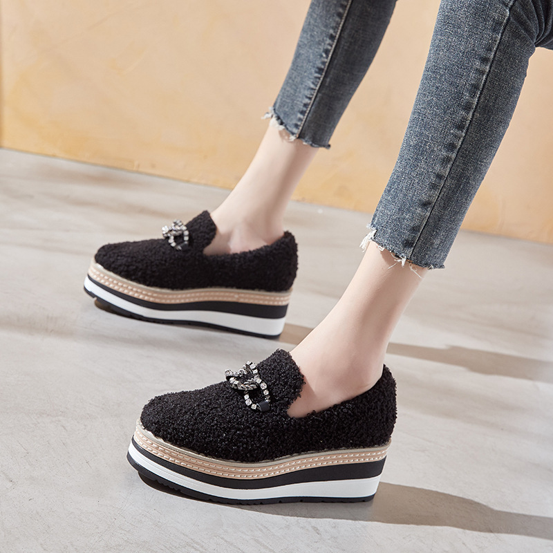 2024 Winter Thick-soled Furry Slip-on Loafers