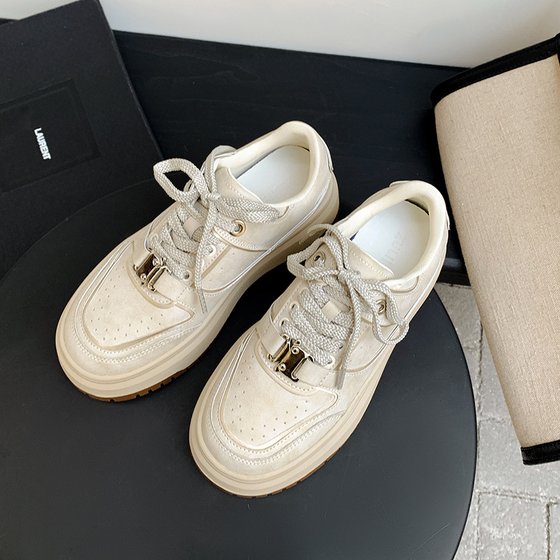 2025 Spring Leather Vintage Silver Buckle Sneakers