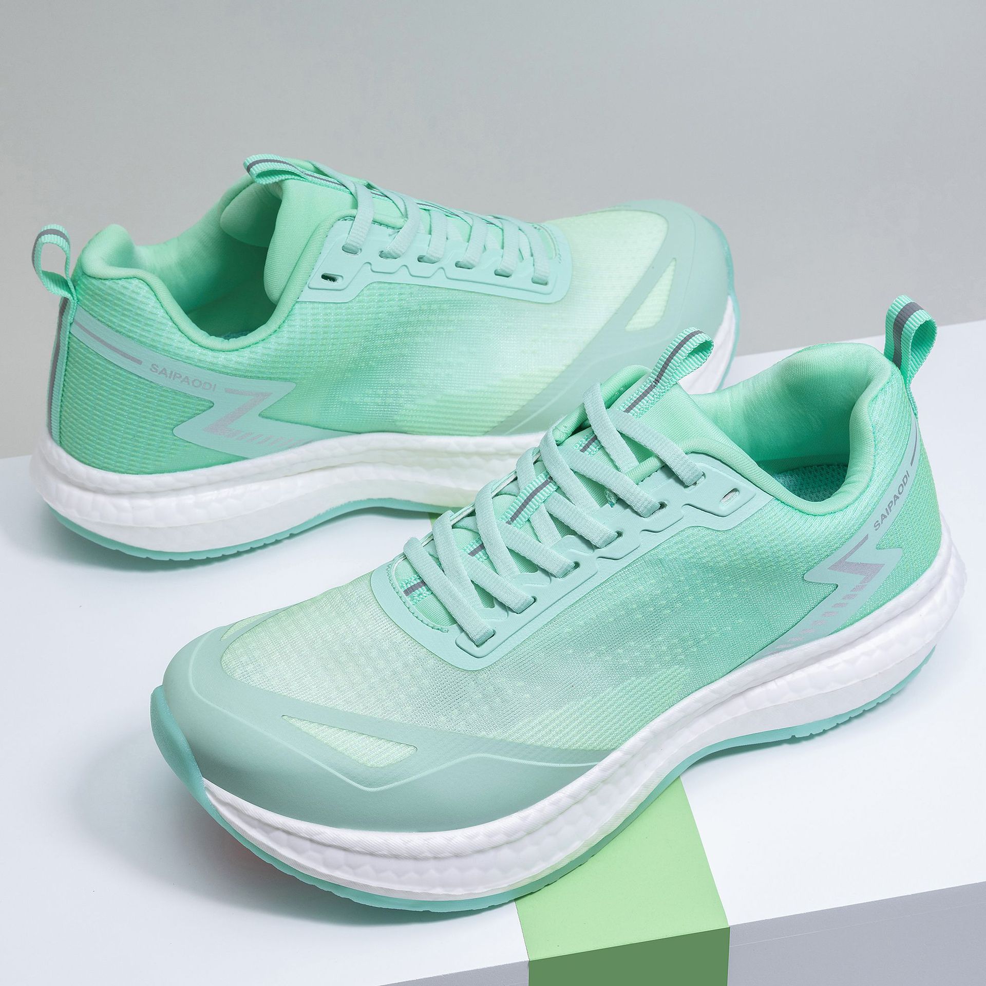 Wide Toe Box Running Shoes 24 Ultra Light Bouncy Summer