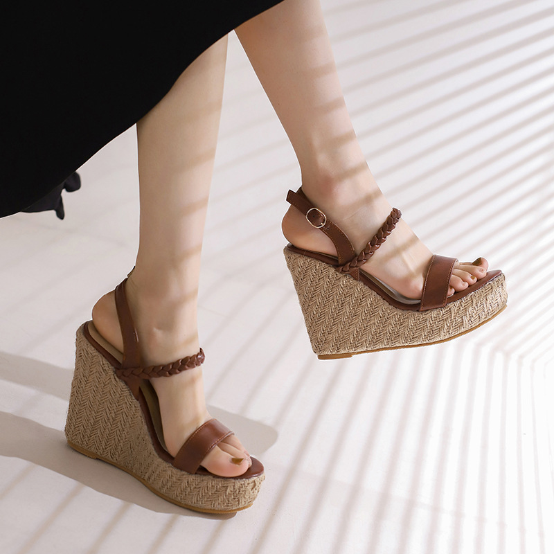 30 48 Retro Summer Braided Straw Sandals