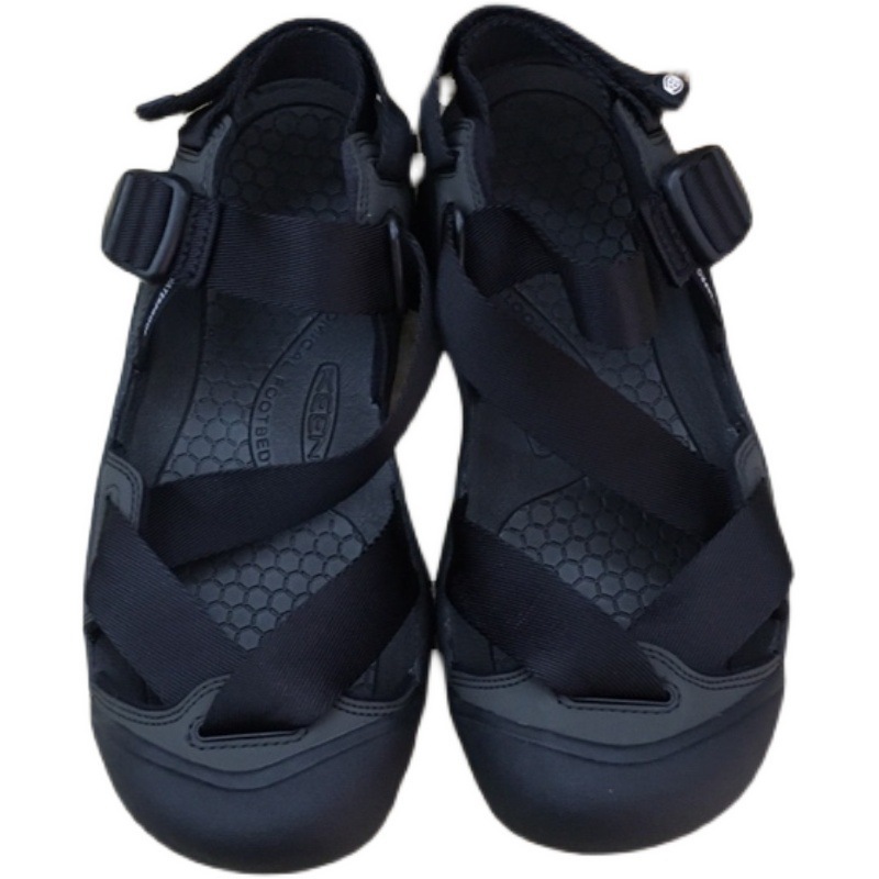 Southeast Asian Couple Beach Shoes