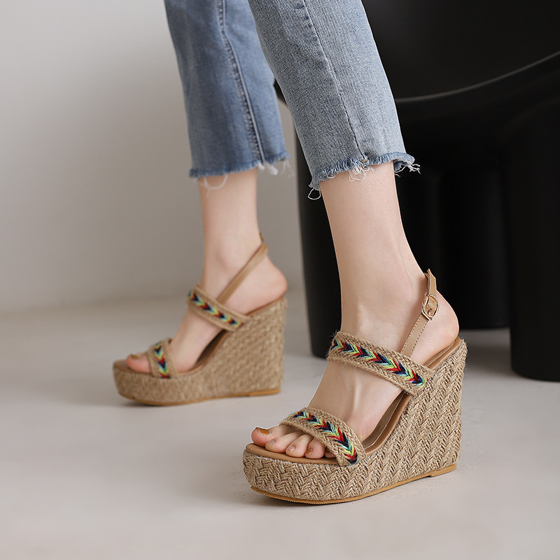 30 48 Retro Summer Color Block Straw Sandals
