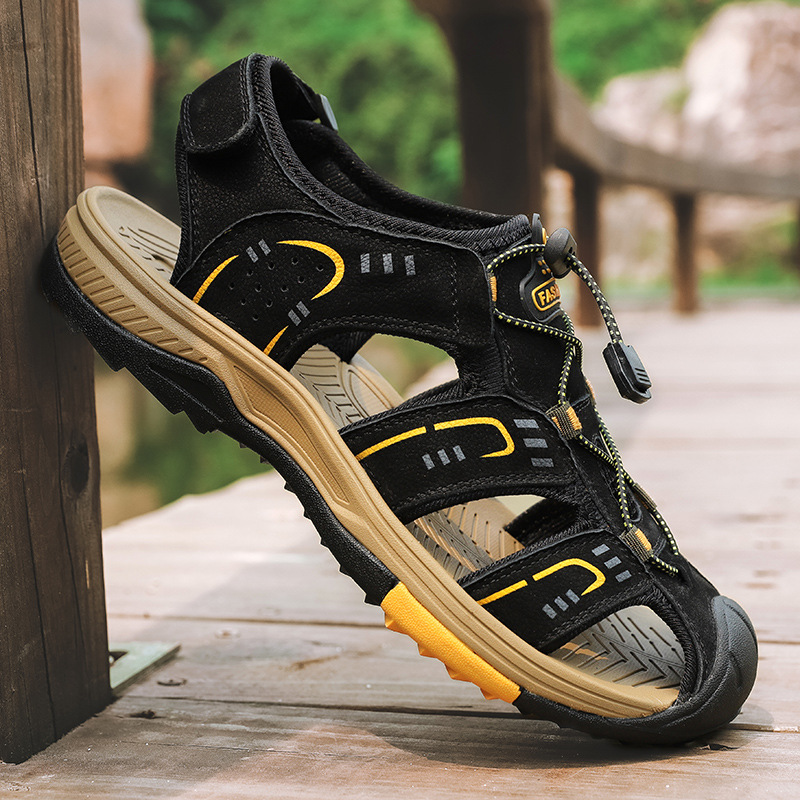 Fashionable Baotou Summer Shoes
