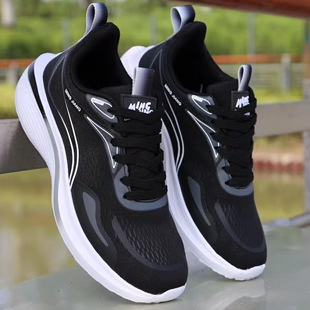 Spring Men's Breathable Non - Slip Couple's Running Shoes