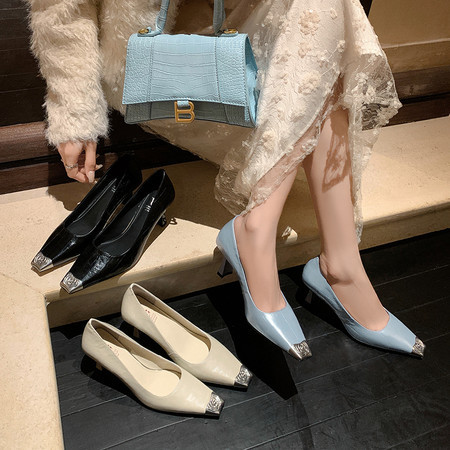 Full Grain Leather Square Toe Court Shoes