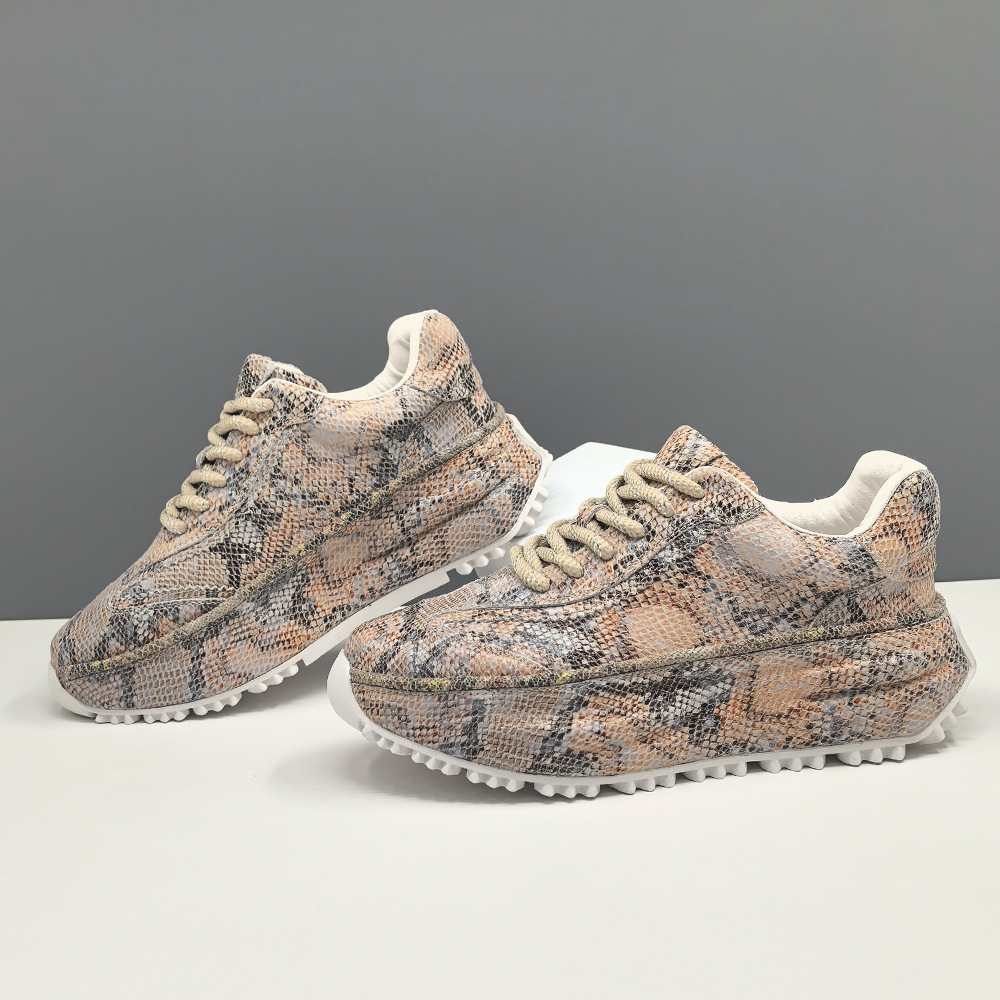 Men's sports casual shoes, first-layer cowhide trendy shoes, European station men's casual shoes