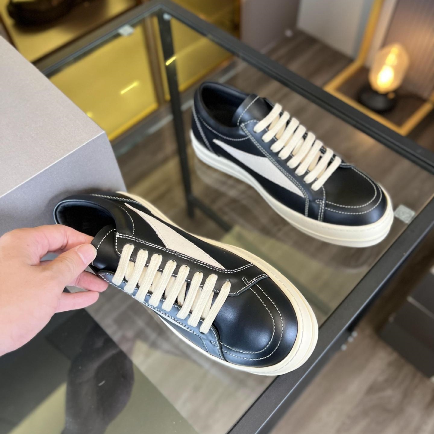 Independent men's shoes, new leather-faced small inverted triangle low-cut skate shoes